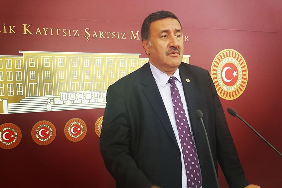 CHP’li Gürer: Çiftçi böbreğini satışa çıkarttı