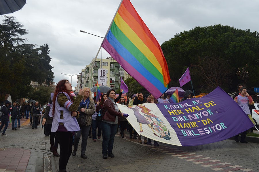 Çanakkaleli kadınlar: Her halde direniyoruz