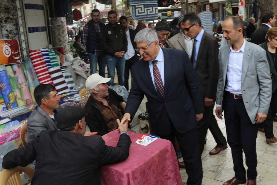 'Erdoğan şu anda istediği her şeyi yapabiliyor'