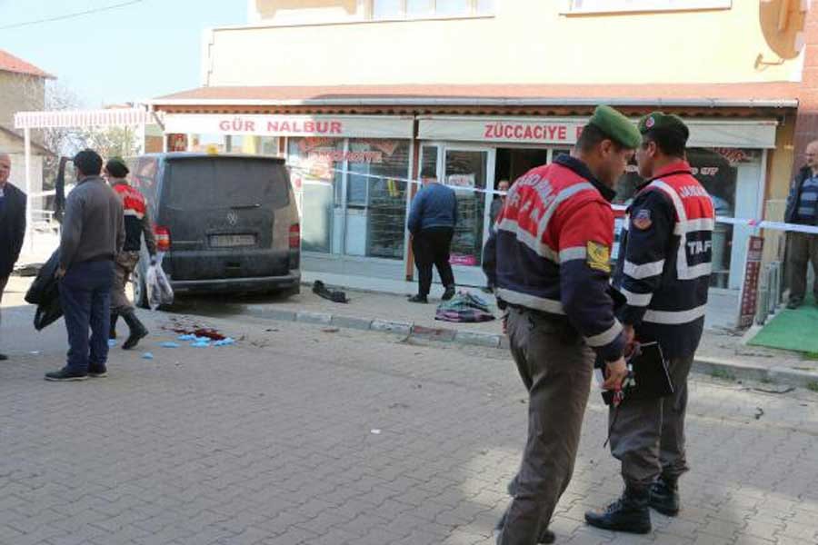 Minibüs kaza yaptı: 1 ölü