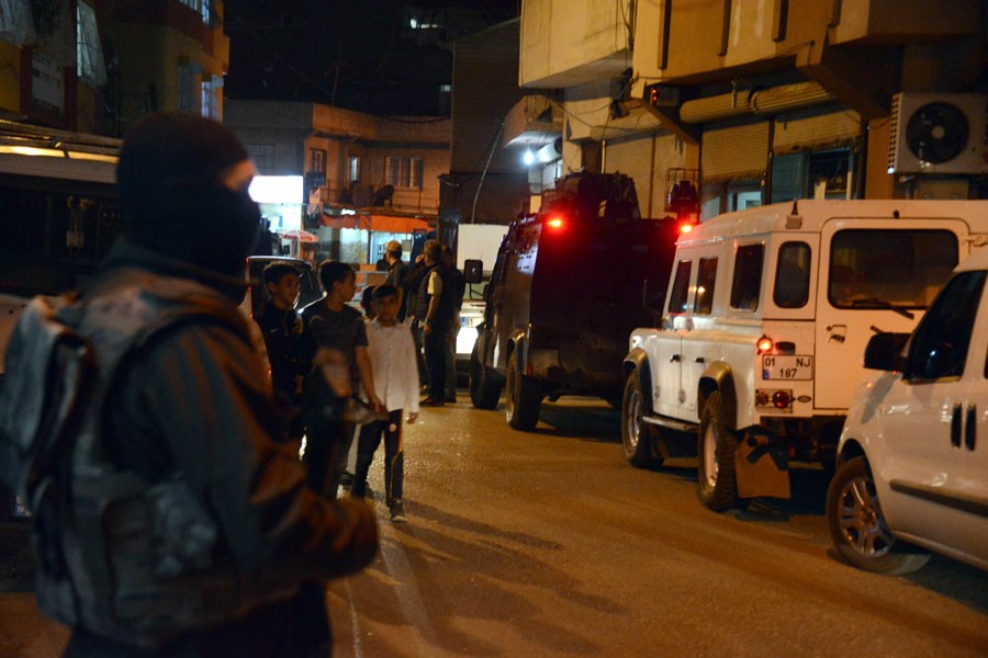 Adana’da Kürtlerin yaşadığı mahallelere gece baskını