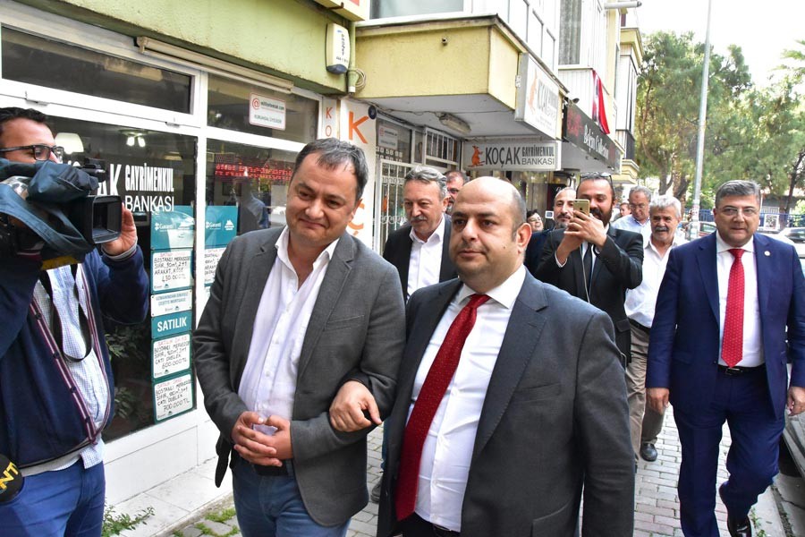 Sözcü Gazetesi İzmir muhabiri Gökmen Ulu gözaltına alındı