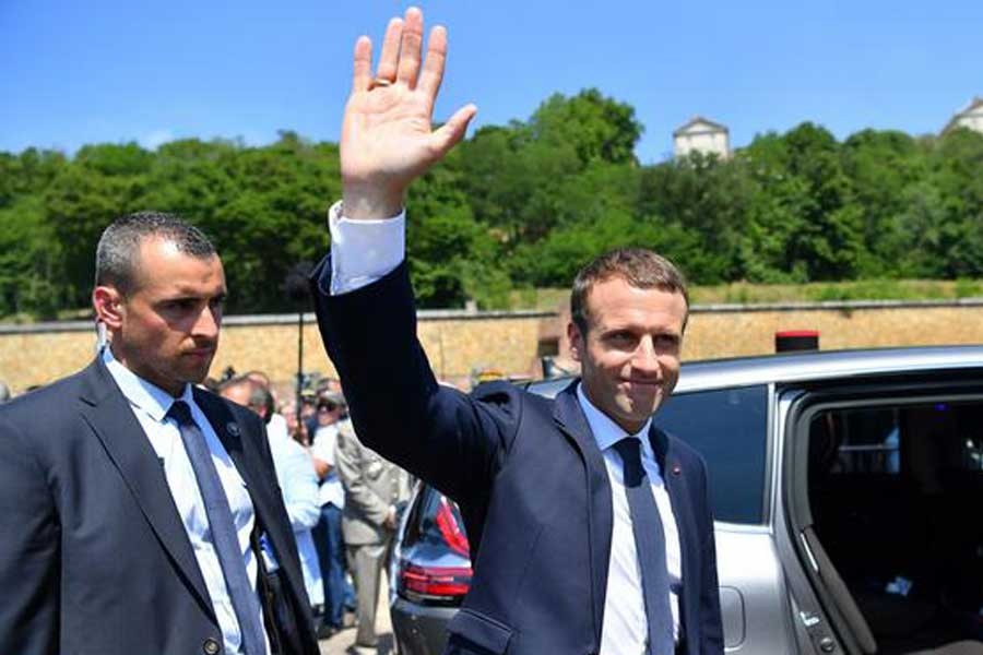 Fransa'da seçimin galibi Macron oldu