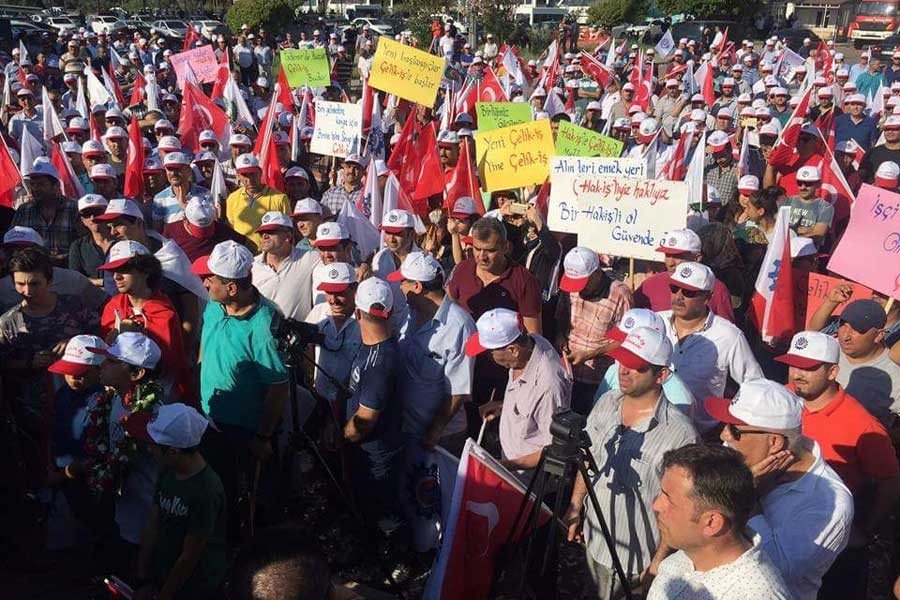 İSDEMİR’de yetkiyi alan Çelik-İş miting yaptı