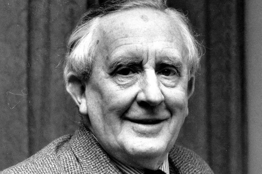 J. R. R. Tolkien’in hayatı film oluyor