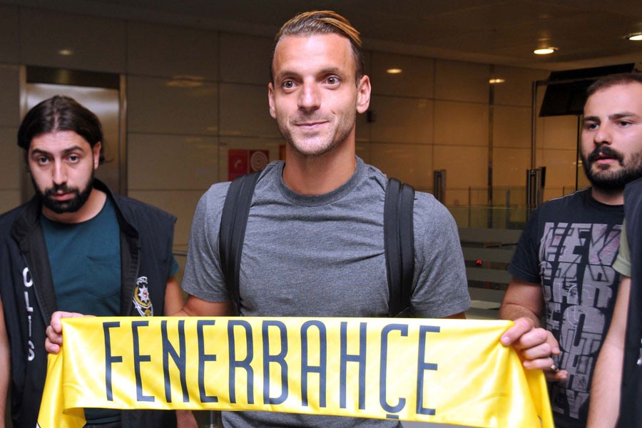 Fenerbahçe'nin yeni transferi Soldado, İstanbul'a geldi