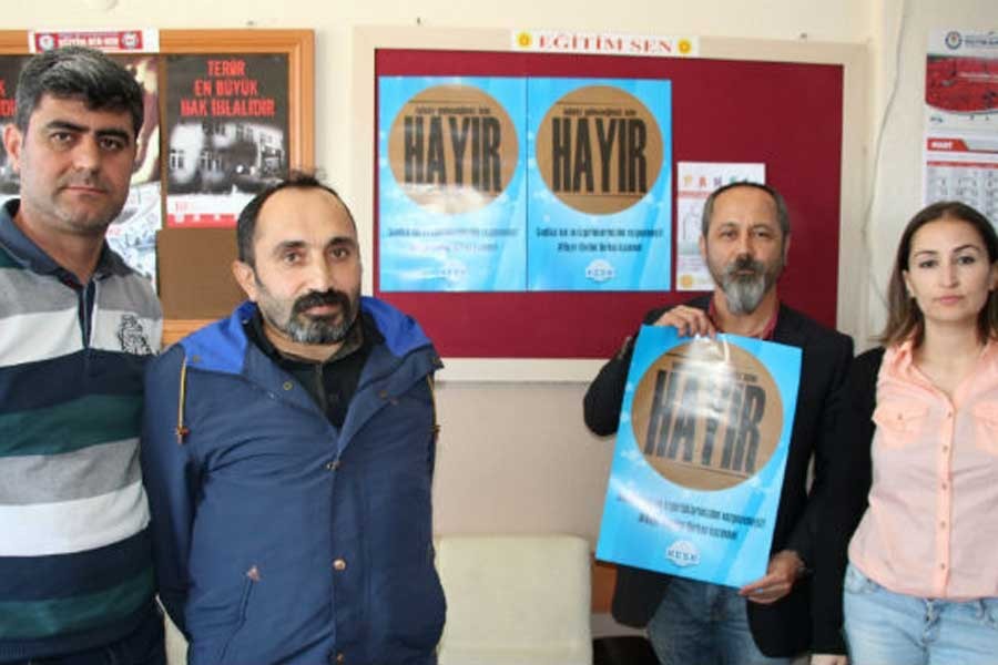 'Hayır' afişine 'Kovuşturmaya gerek yok' kararı