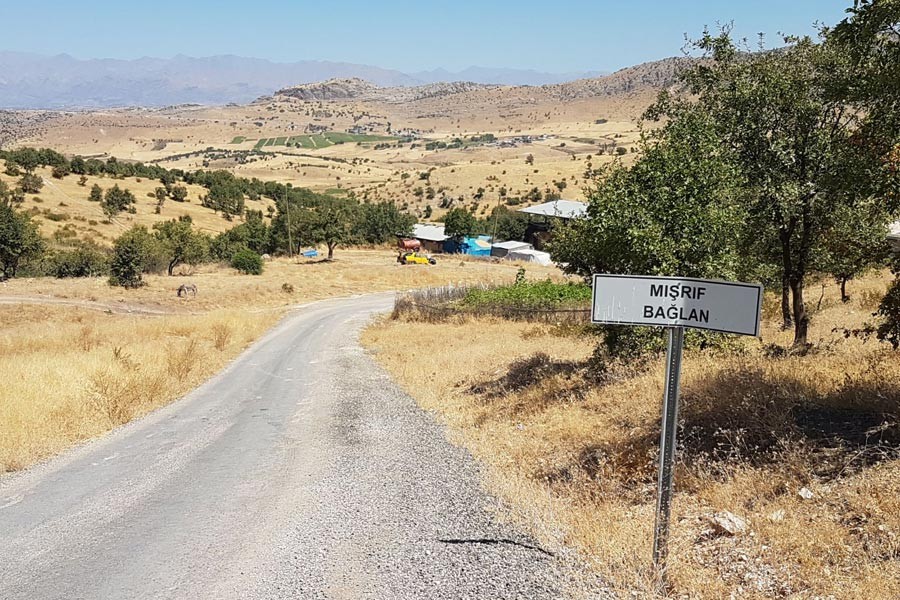 Lice'de sokağa çıkma yasağı: '3 köylü vuruldu' iddiası