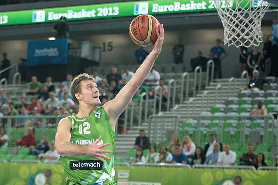 Zoran Dragic resmen Anadolu Efes’te