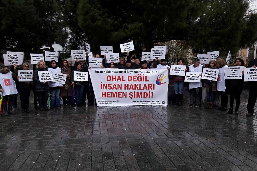 Hak savunucuları: OHAL değil insan hakları hemen şimdi